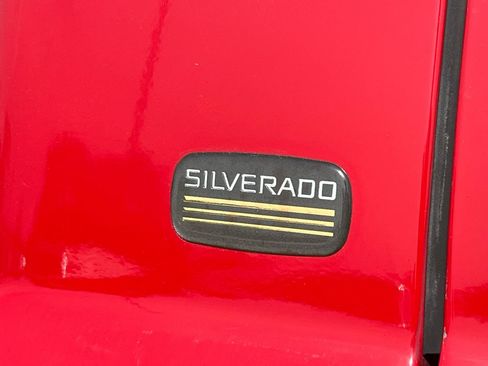 Used 2003 Chevrolet Silverado 1500 2WD Regular Cab w/ Exterior Appearance Pkg image 28