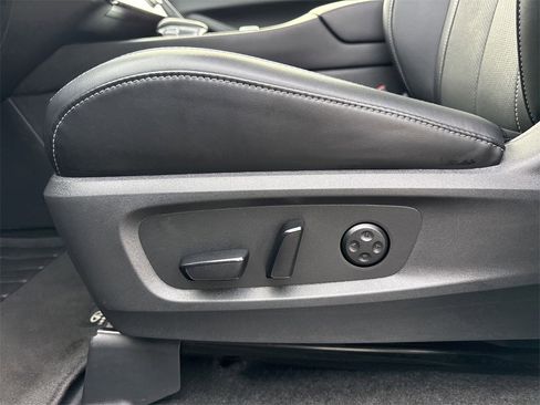 Used 2024 INFINITI QX60 Luxe image 32