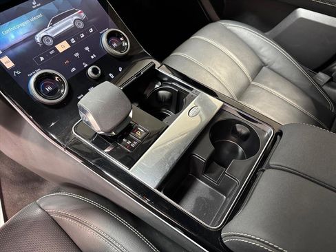 Used 2023 Land Rover Range Rover Velar R-Dynamic S image 13