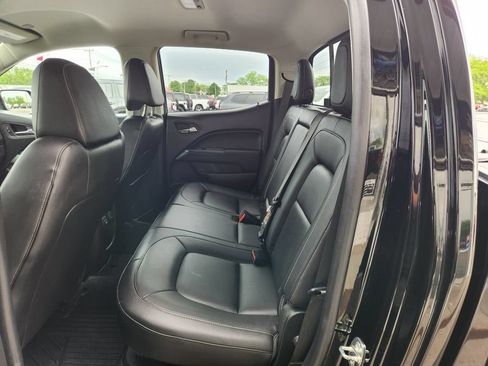 Used 2019 Chevrolet Colorado LT w/ Redline Special Edition AWD/4WD image 14