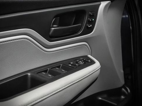 Used 2019 Honda Odyssey EX-L image 12