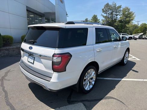 Used 2018 Ford Expedition Limited w/ Equipment Group 302A AWD/4WD image 7