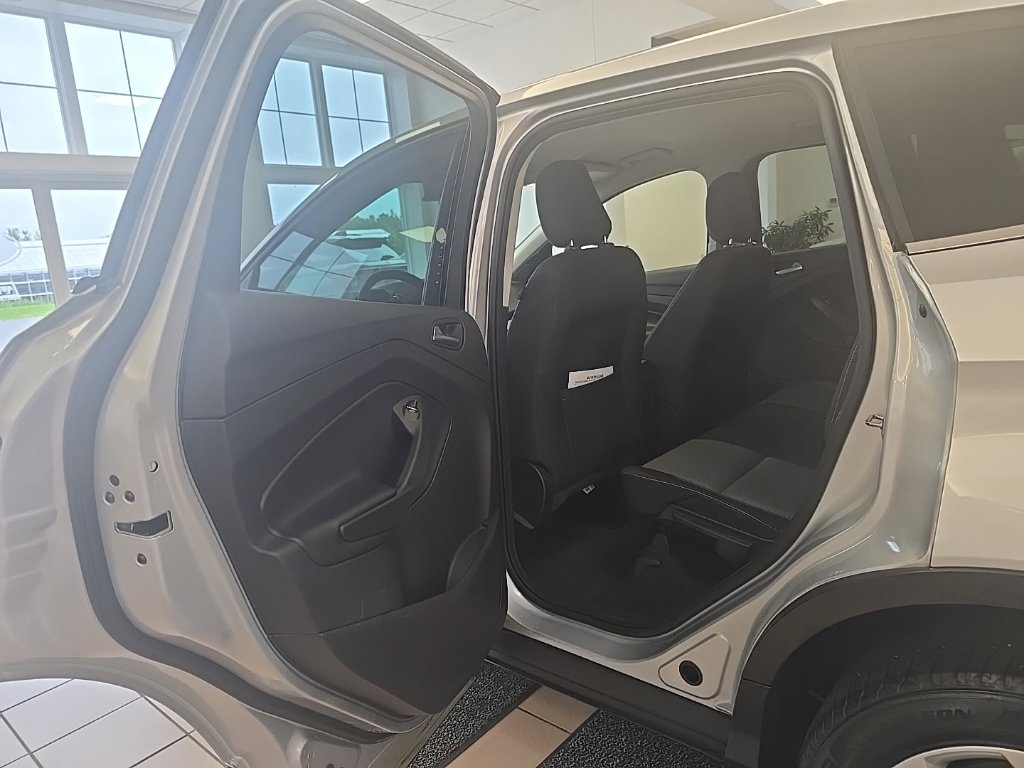 Used 2019 Ford Escape SE AWD/4WD image 25