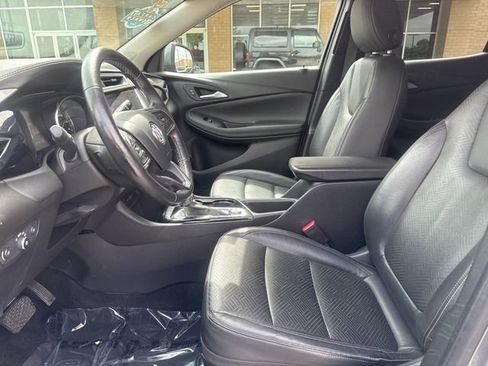 Used 2020 Buick Encore GX Essence AWD/4WD image 8