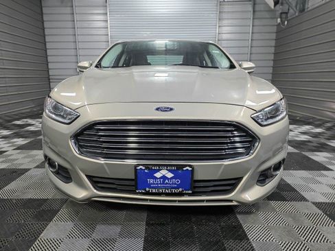 Used 2016 Ford Fusion SE w/ Equipment Group 202A AWD/4WD image 3
