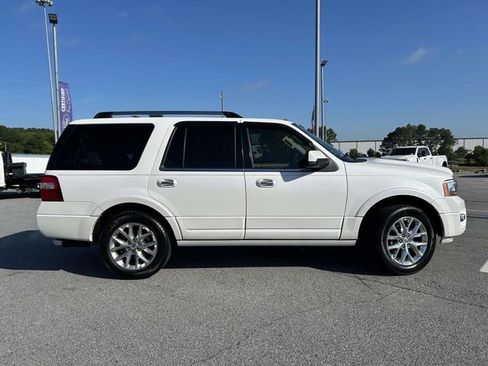 Used 2015 Ford Expedition Limited w/ Equipment Group 301A RWD image 2