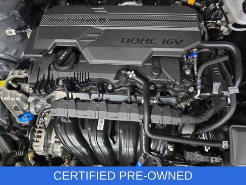 Certified 2025 Hyundai Elantra Sport image 28