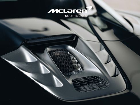Used 2025 McLaren Artura Spider image 38