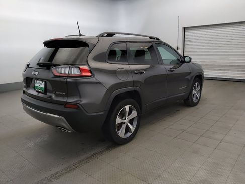 Used 2022 Jeep Cherokee Limited w/ Mopar Interior Package image 9