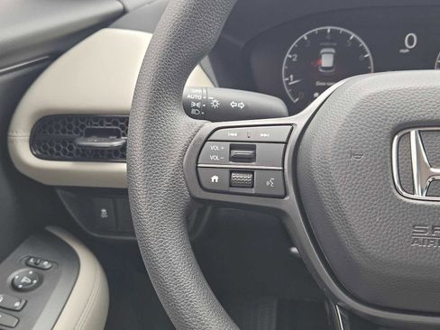 New 2026 Honda HR-V LX image 24