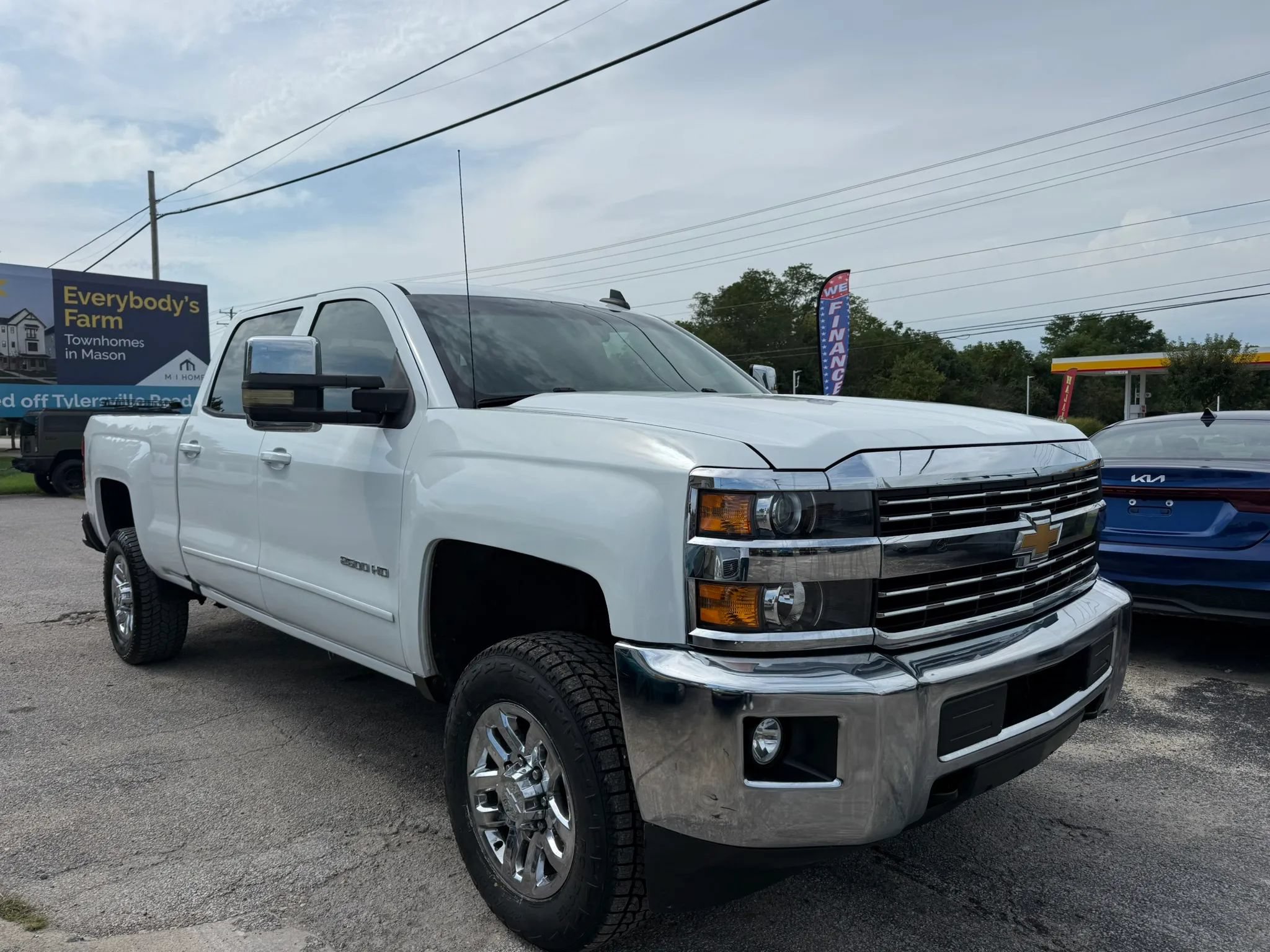 Used 2018 Chevrolet Silverado 2500 LT w/ All Star Edition AWD/4WD image 4