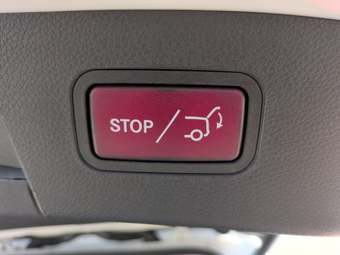 Used 2019 Mercedes-Benz GLA 250 image 30