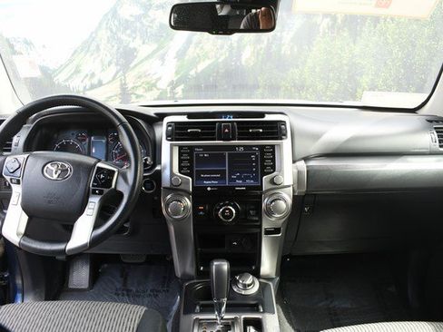 Certified 2024 Toyota 4Runner SR5 AWD/4WD image 18