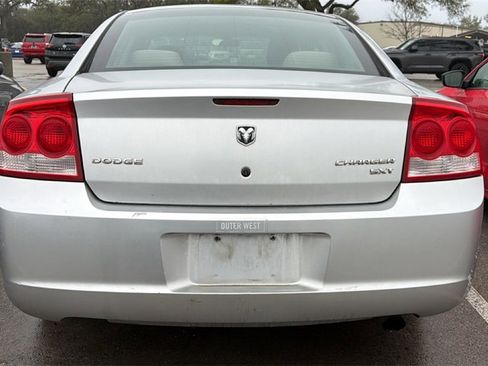 Used 2010 Dodge Charger SXT image 6