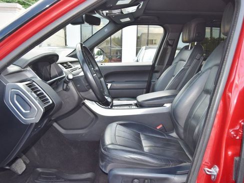 Used 2019 Land Rover Range Rover Sport HSE AWD/4WD image 17