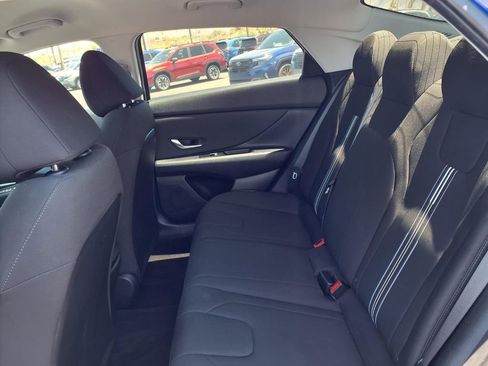 Used 2023 Hyundai Elantra SEL w/ Convenience Package FWD image 23