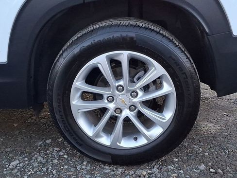 Used 2024 Chevrolet TrailBlazer LS w/ LS Convenience Package image 31