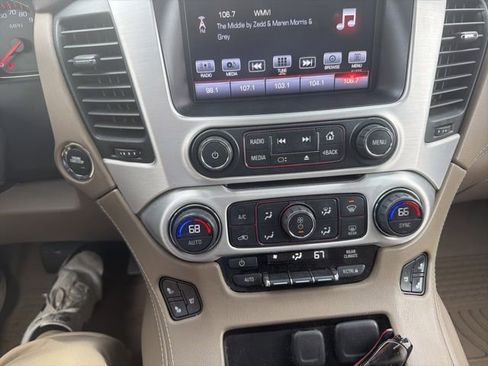 Used 2016 GMC Yukon SLT w/ Open Road Package AWD/4WD image 15