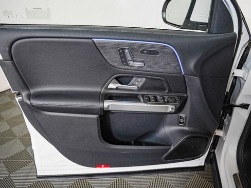 Certified 2026 Mercedes-Benz GLB 250 image 24