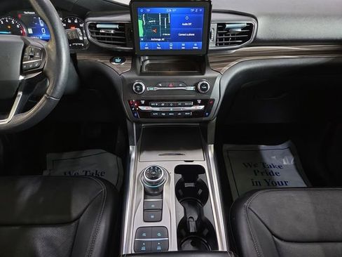 Used 2020 Ford Explorer Limited RWD image 11
