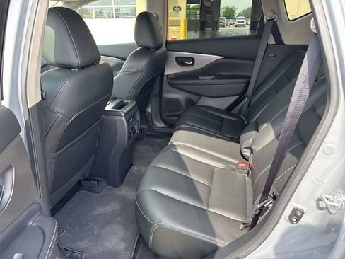 Used 2024 Nissan Murano SV w/ SV Midnight Edition Package FWD image 5