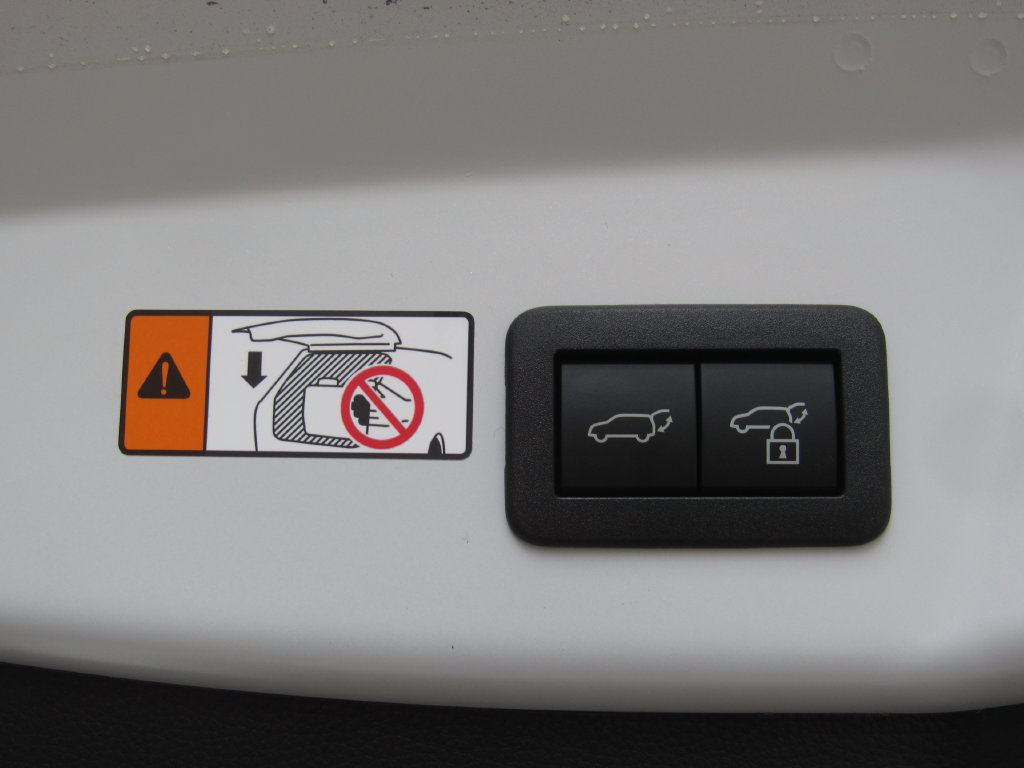Certified 2026 Toyota Prius Plug-In Hybrid FWD image 22
