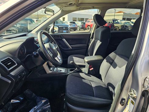 Used 2017 Subaru Forester 2.5i Premium w/ All-Weather Package image 20