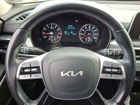 Used 2022 Kia Telluride S image 22