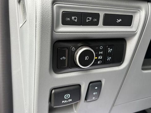 New 2024 Ford F150 XLT w/ Equipment Group 303A High image 32