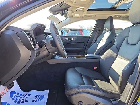 Certified 2025 Volvo S60 B5 Plus image 12