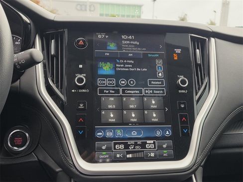 Used 2025 Subaru Outback Premium image 21