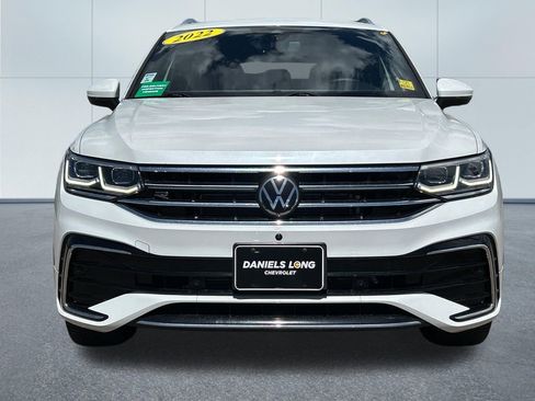 Used 2022 Volkswagen Tiguan SEL R-Line AWD/4WD image 3