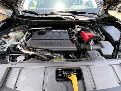 Used 2023 Nissan Rogue SV w/ SV Premium B Package FWD image 30