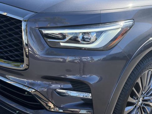 Used 2024 INFINITI QX80 Sensory image 7