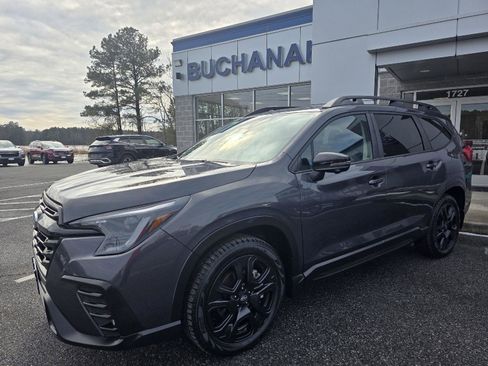 Used 2023 Subaru Ascent Onyx Edition Limited image 1