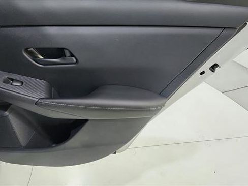 Used 2025 Nissan Sentra S FWD image 33