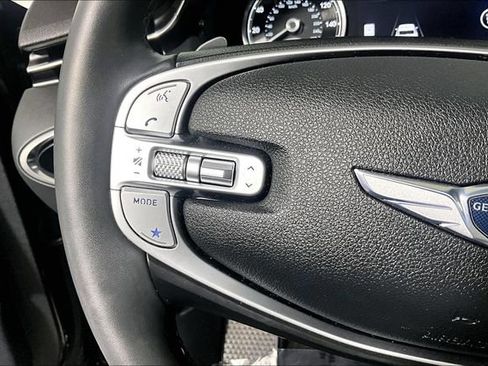 Used 2025 Genesis GV70 2.5T AWD/4WD image 18