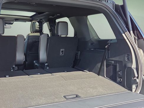 New 2026 Ford Expedition Tremor image 9
