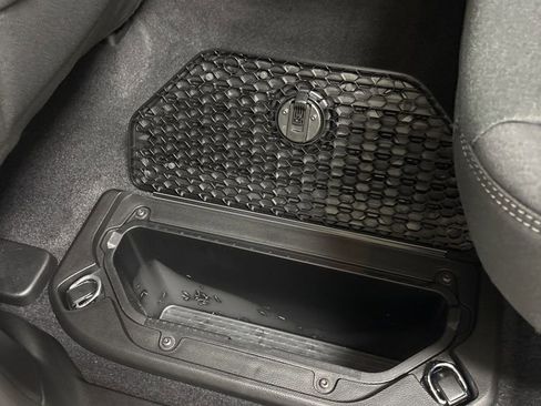 New 2026 RAM 1500 4x4 Crew Cab image 24