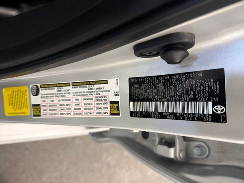 Certified 2025 Toyota Corolla LE image 30