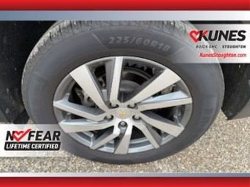 Used 2022 Chevrolet Equinox Premier AWD/4WD image 14