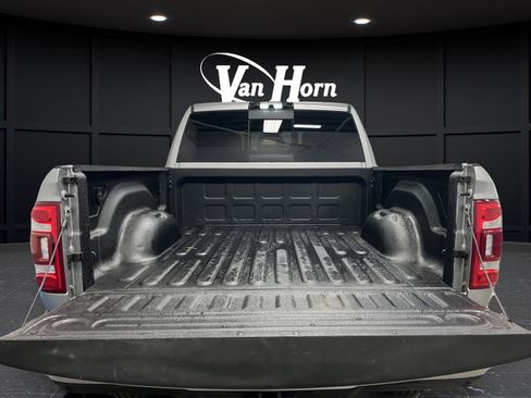 Used 2022 RAM 2500 Laramie AWD/4WD image 35