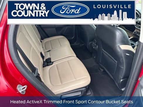Used 2022 Ford Escape Titanium w/ Class II Trailer Tow Package AWD/4WD image 13