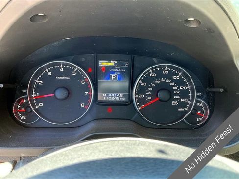 Used 2014 Subaru Outback 2.5i Limited w/ Moonroof Package AWD/4WD image 17
