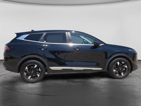 Used 2026 Kia Sportage LX FWD image 12