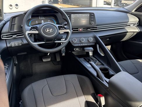 New 2026 Hyundai Elantra SE w/ Cargo Package image 2