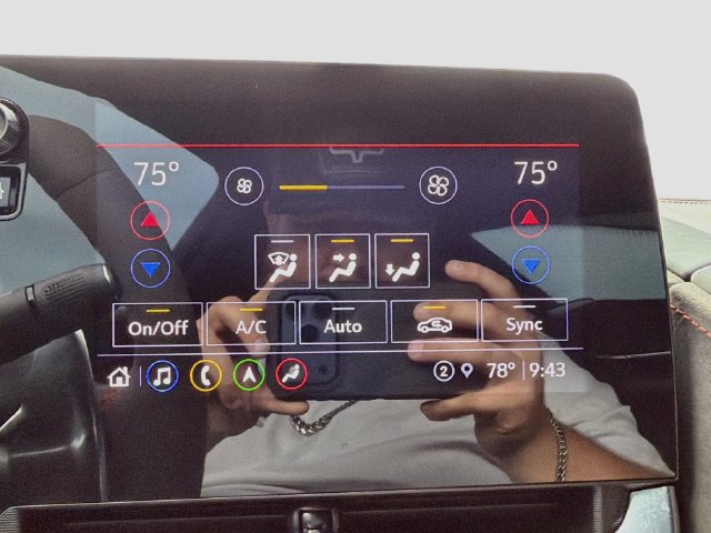 Used 2022 Chevrolet Corvette Stingray Premium Cpe w/ Z51 Performance Package RWD image 28
