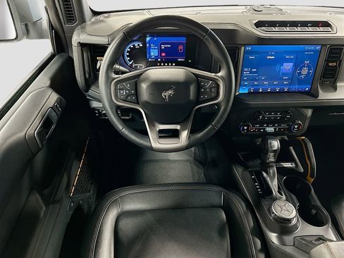 Used 2024 Ford Bronco Badlands AWD/4WD image 22
