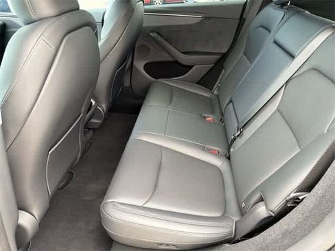 Used 2026 Tesla Model Y AWD image 17