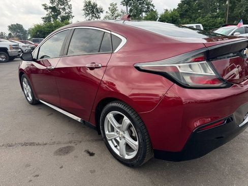 Used 2017 Chevrolet Volt LT FWD image 10